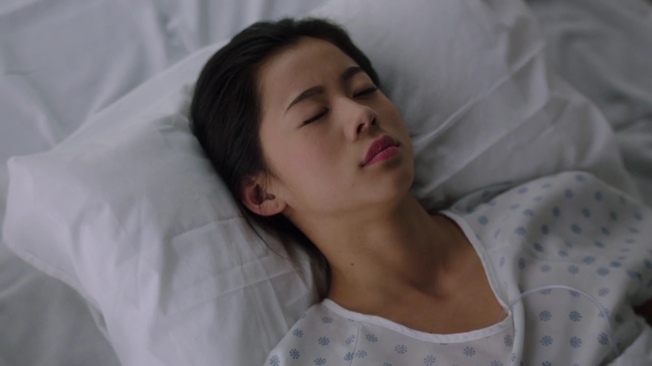 Charmed-Online-dot-nl_Charmed-1x02LetThisMotherOut00470.jpg