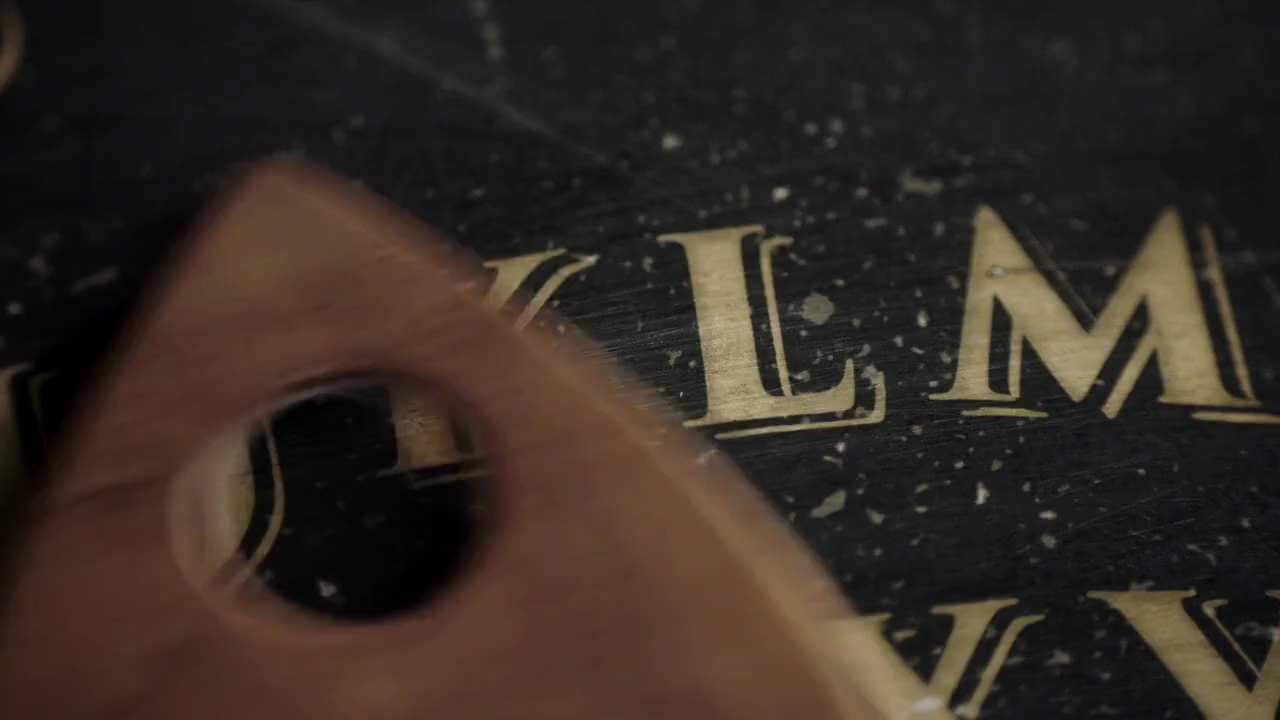 Charmed-Online-dot-nl_Charmed-1x02LetThisMotherOut00682.jpg Charmed-Online-dot-nl_Charmed-1x02LetThisMotherOut00682.jpg