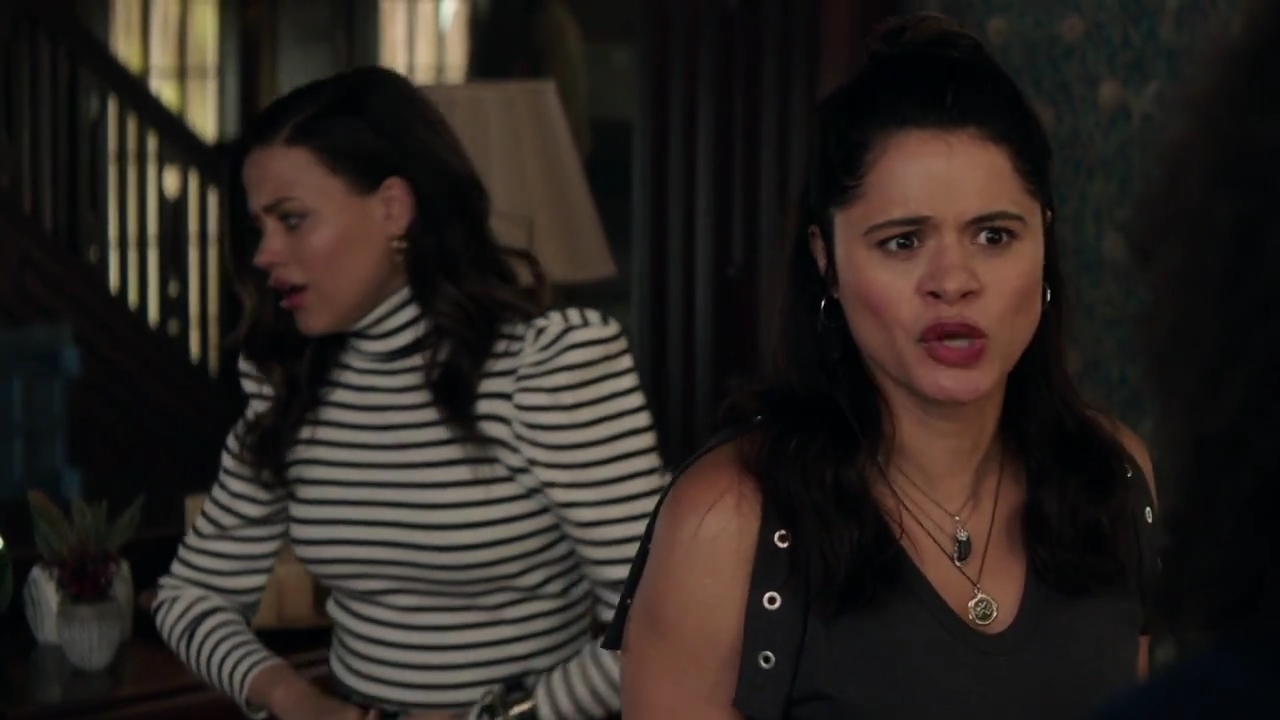 Charmed-Online-dot-nl_Charmed-1x02LetThisMotherOut00803.jpg Charmed-Online-dot-nl_Charmed-1x02LetThisMotherOut00803.jpg