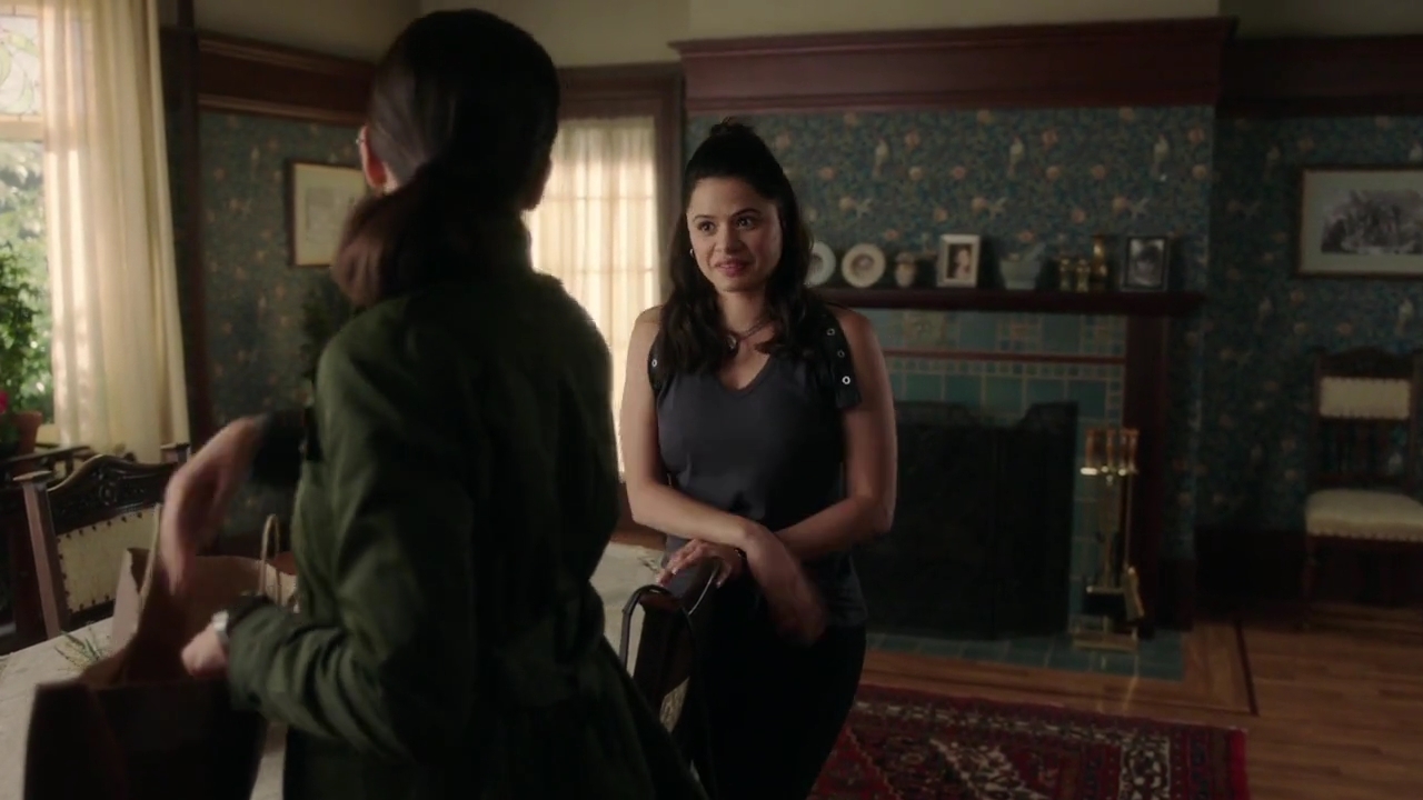 Charmed-Online-dot-nl_Charmed-1x02LetThisMotherOut00908.jpg Charmed-Online-dot-nl_Charmed-1x02LetThisMotherOut00908.jpg