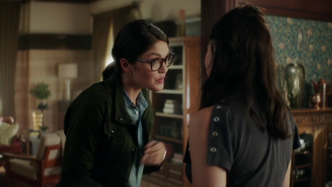 Charmed-Online-dot-nl_Charmed-1x02LetThisMotherOut00922.jpg