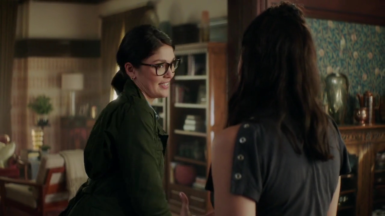 Charmed-Online-dot-nl_Charmed-1x02LetThisMotherOut00923.jpg