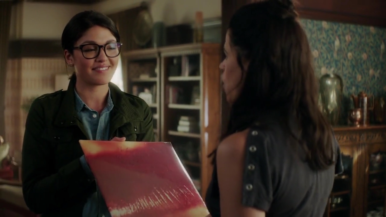 Charmed-Online-dot-nl_Charmed-1x02LetThisMotherOut00928.jpg