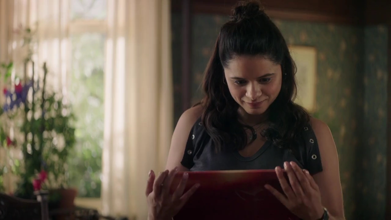 Charmed-Online-dot-nl_Charmed-1x02LetThisMotherOut00957.jpg Charmed-Online-dot-nl_Charmed-1x02LetThisMotherOut00957.jpg