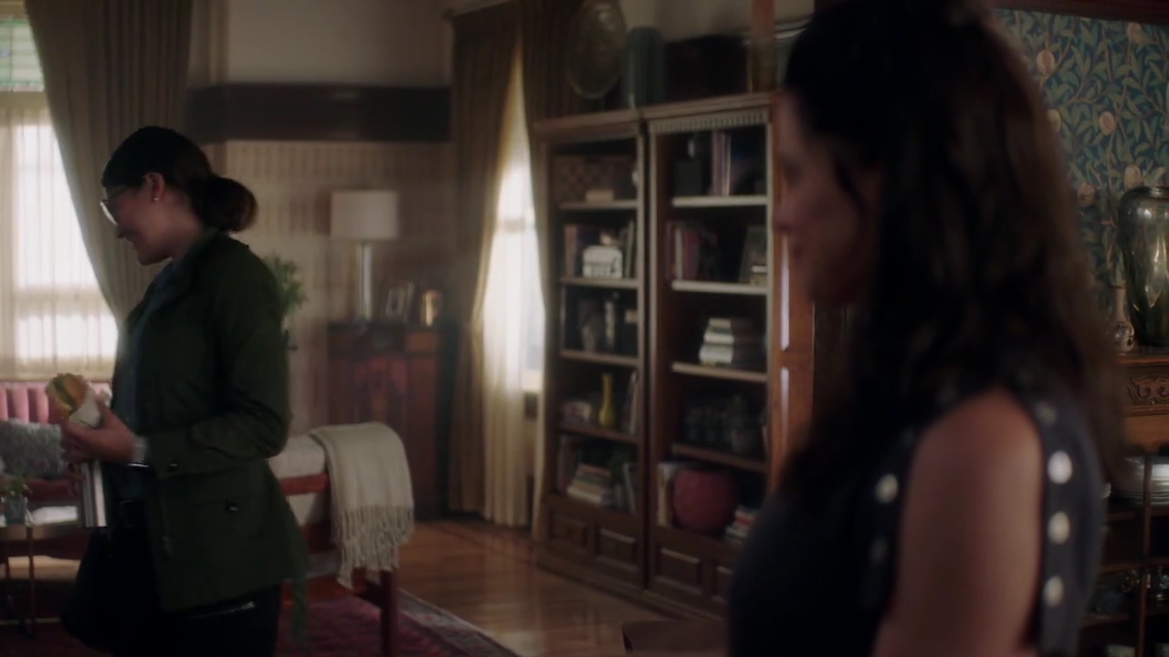 Charmed-Online-dot-nl_Charmed-1x02LetThisMotherOut00967.jpg