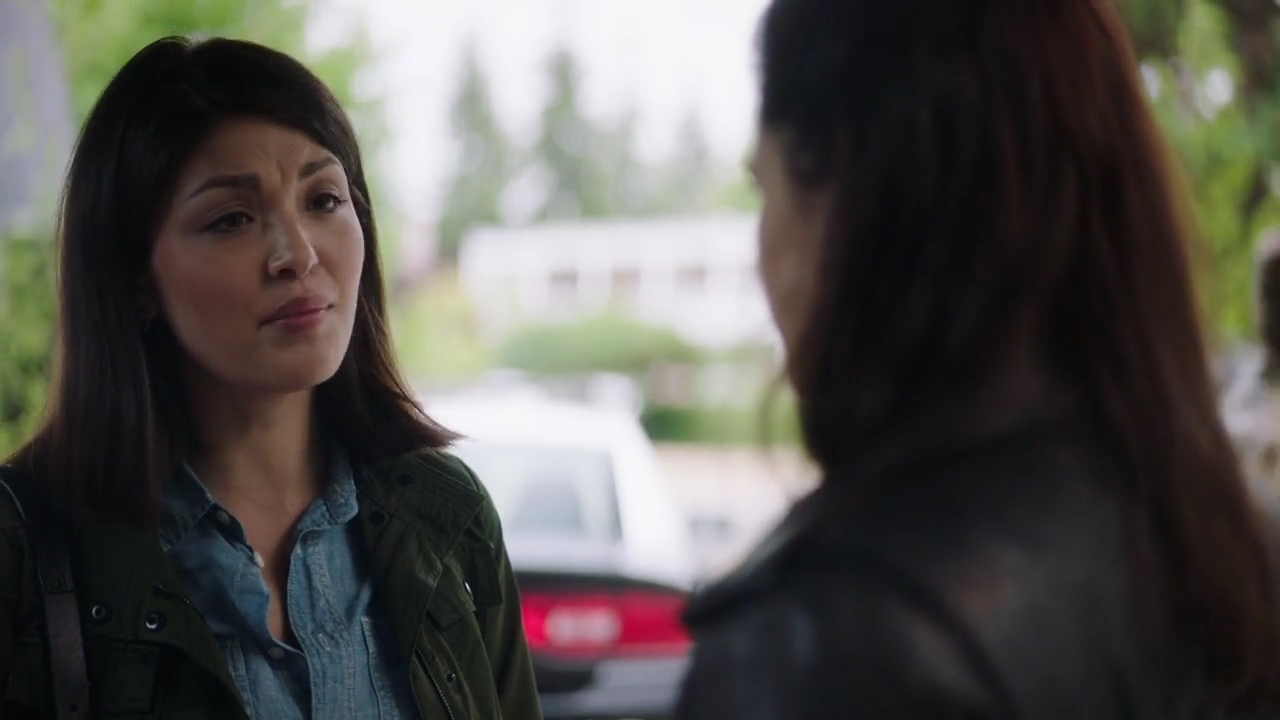 Charmed-Online-dot-nl_Charmed-1x02LetThisMotherOut01137.jpg