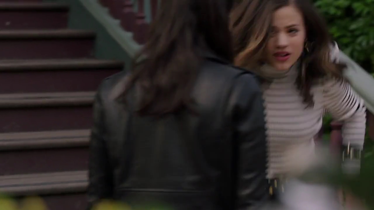 Charmed-Online-dot-nl_Charmed-1x02LetThisMotherOut01220.jpg