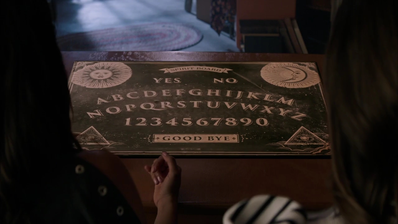 Charmed-Online-dot-nl_Charmed-1x02LetThisMotherOut01248.jpg Charmed-Online-dot-nl_Charmed-1x02LetThisMotherOut01248.jpg