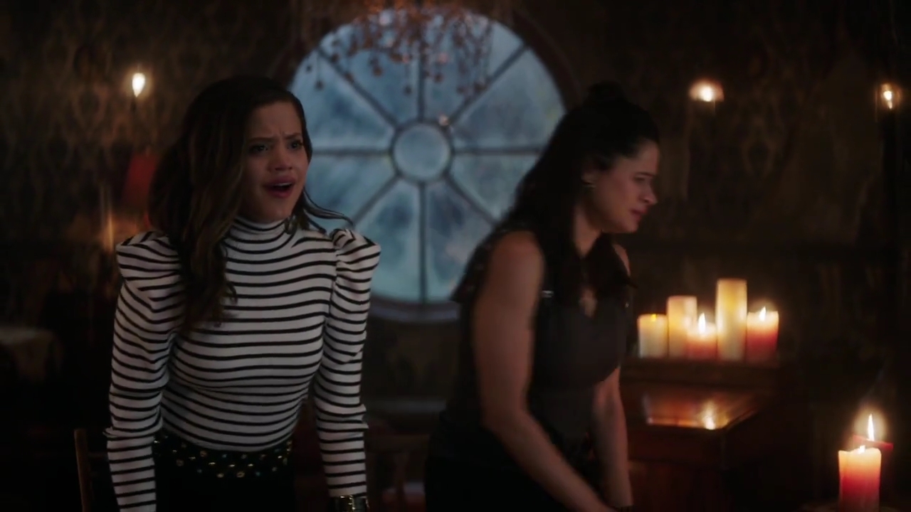 Charmed-Online-dot-nl_Charmed-1x02LetThisMotherOut01278.jpg