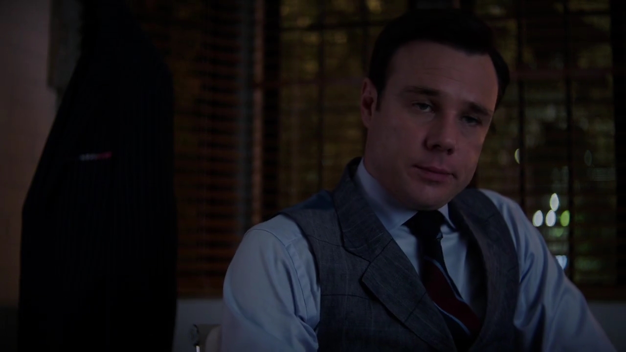 Charmed-Online-dot-nl_Charmed-1x02LetThisMotherOut01313.jpg