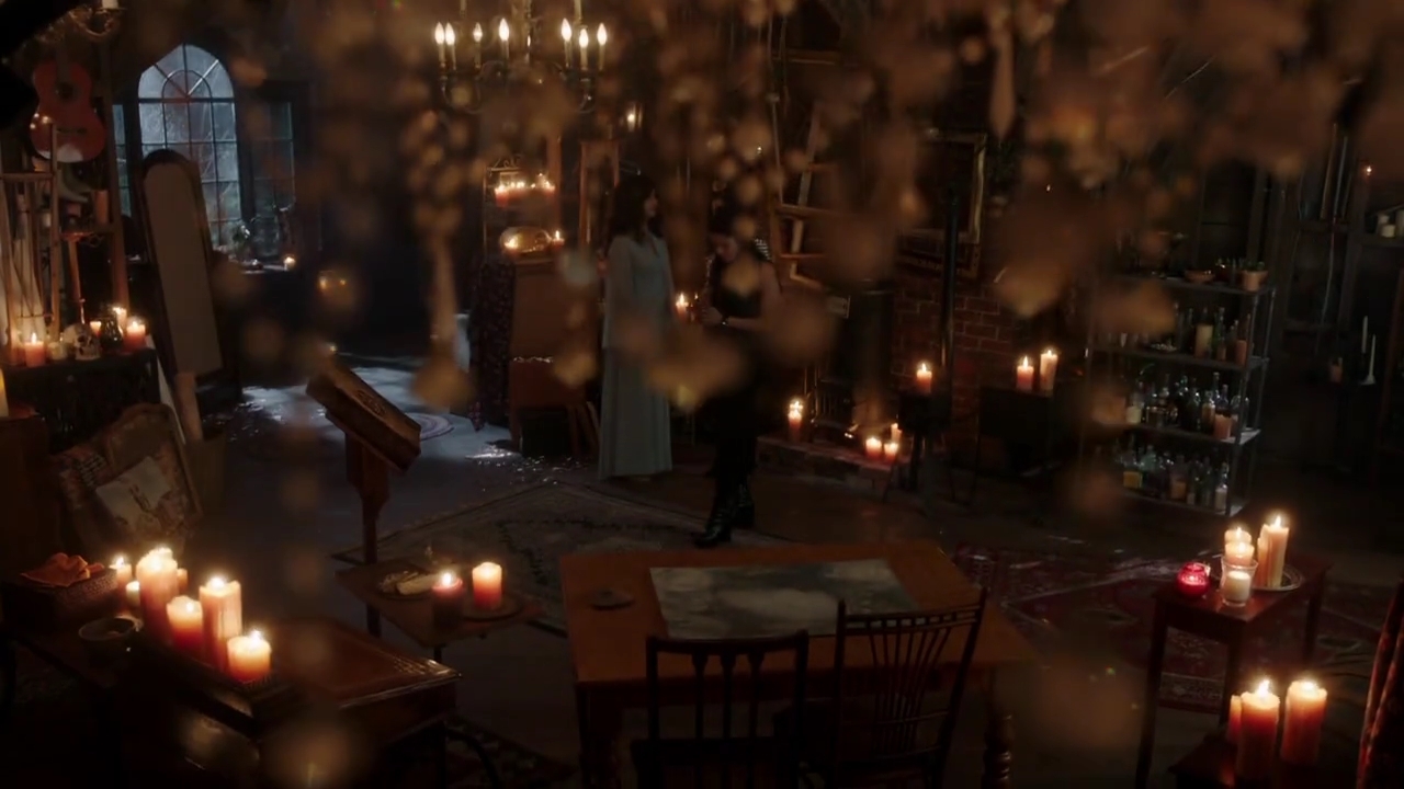 Charmed-Online-dot-nl_Charmed-1x02LetThisMotherOut01349.jpg Charmed-Online-dot-nl_Charmed-1x02LetThisMotherOut01349.jpg