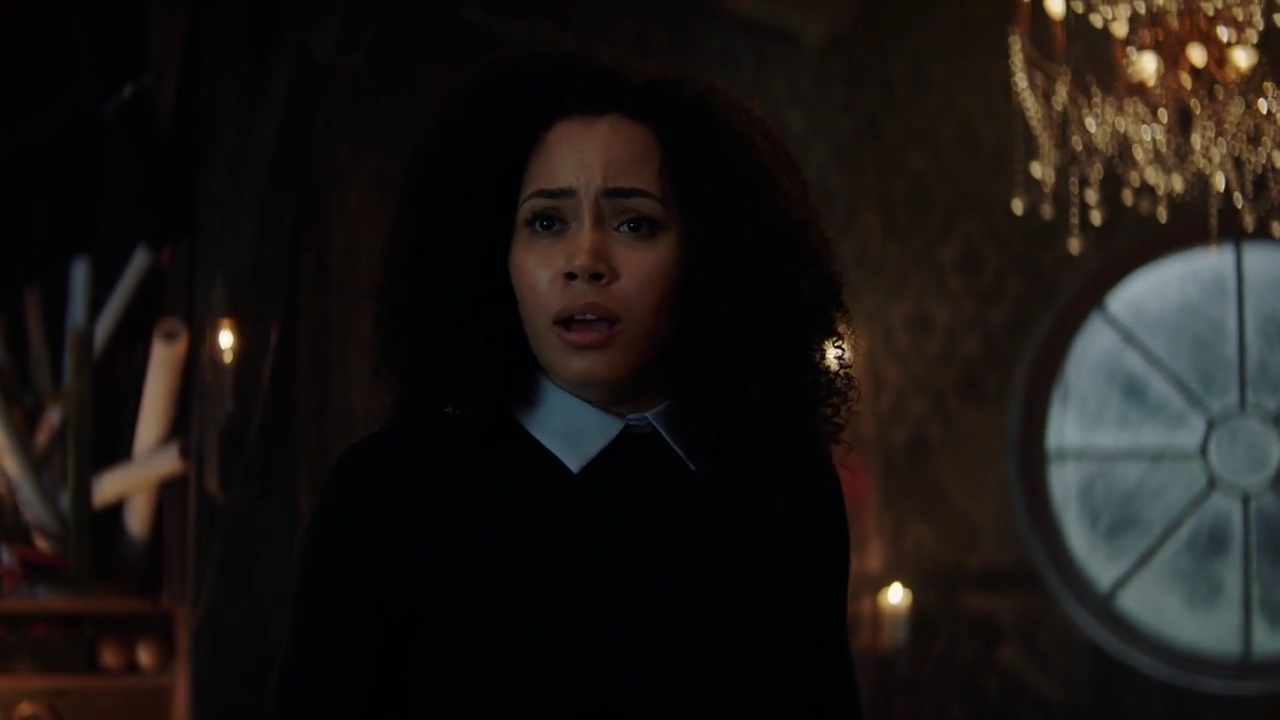 Charmed-Online-dot-nl_Charmed-1x02LetThisMotherOut01370.jpg