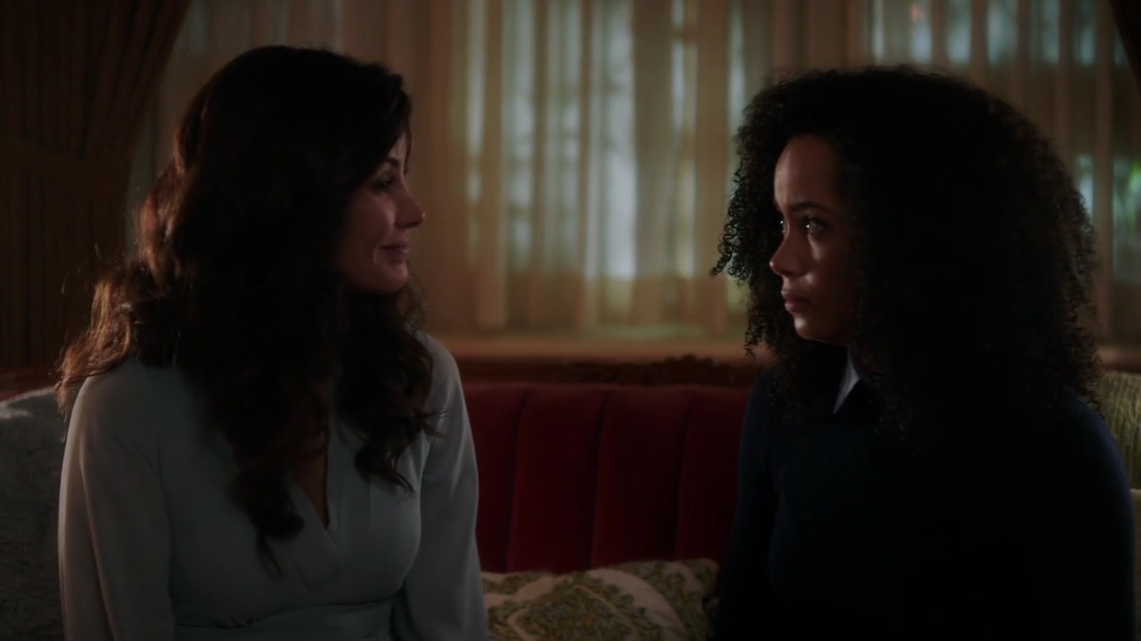 Charmed-Online-dot-nl_Charmed-1x02LetThisMotherOut01378.jpg