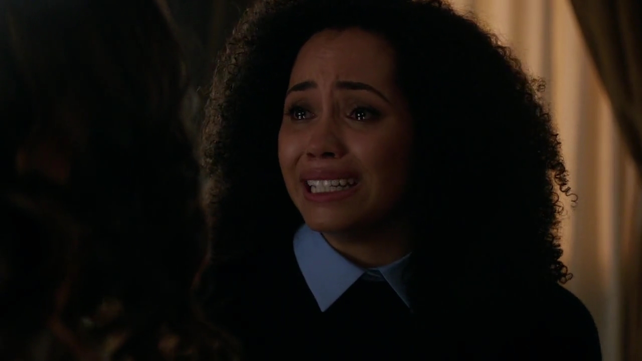Charmed-Online-dot-nl_Charmed-1x02LetThisMotherOut01395.jpg