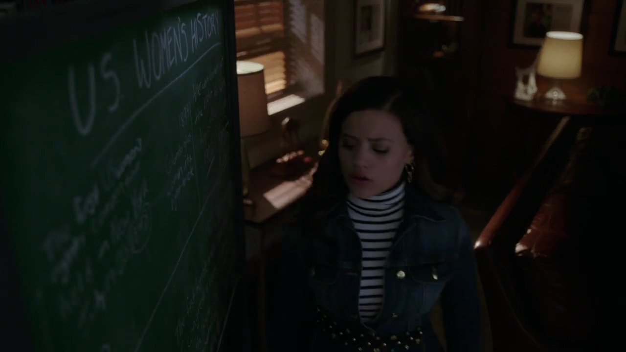 Charmed-Online-dot-nl_Charmed-1x02LetThisMotherOut01473.jpg