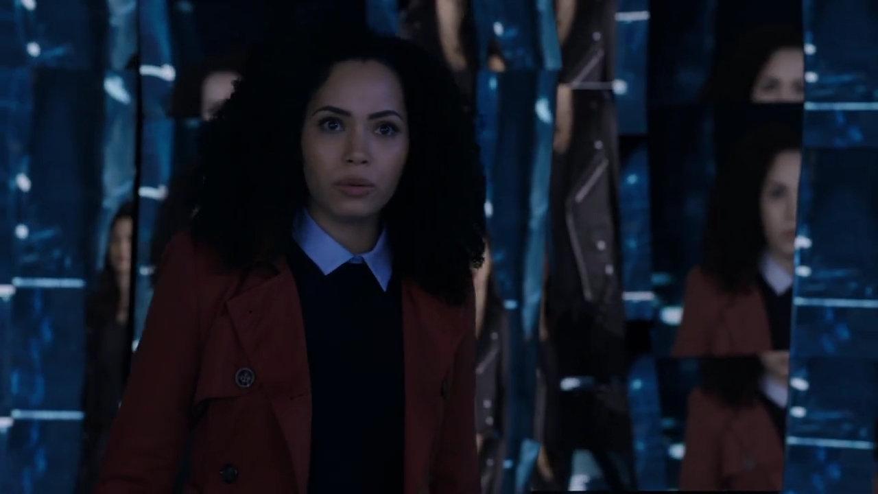 Charmed-Online-dot-nl_Charmed-1x02LetThisMotherOut01558.jpg