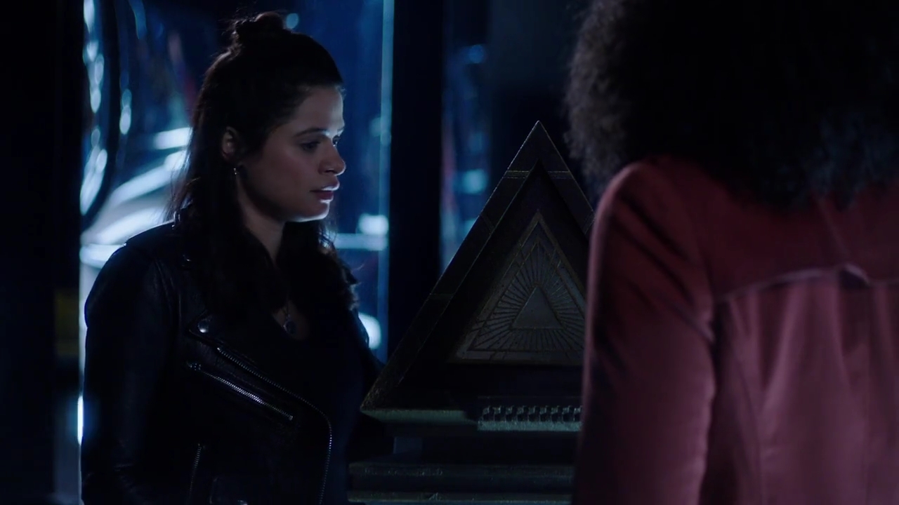 Charmed-Online-dot-nl_Charmed-1x02LetThisMotherOut01582.jpg Charmed-Online-dot-nl_Charmed-1x02LetThisMotherOut01582.jpg