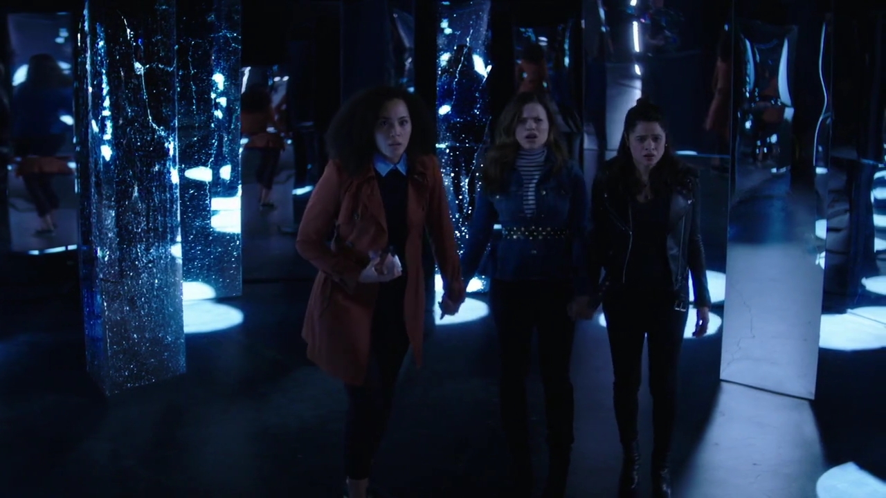 Charmed-Online-dot-nl_Charmed-1x02LetThisMotherOut01658.jpg Charmed-Online-dot-nl_Charmed-1x02LetThisMotherOut01658.jpg
