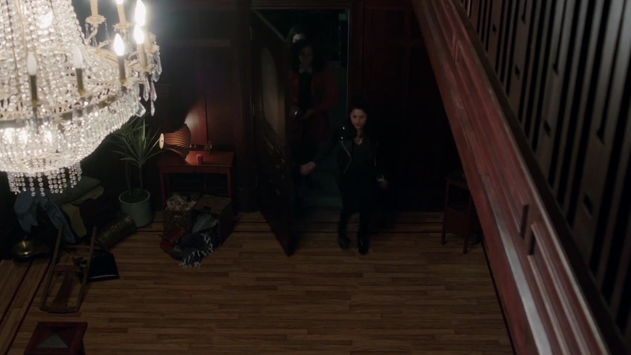 Charmed-Online-dot-nl_Charmed-1x02LetThisMotherOut01675.jpg Charmed-Online-dot-nl_Charmed-1x02LetThisMotherOut01675.jpg