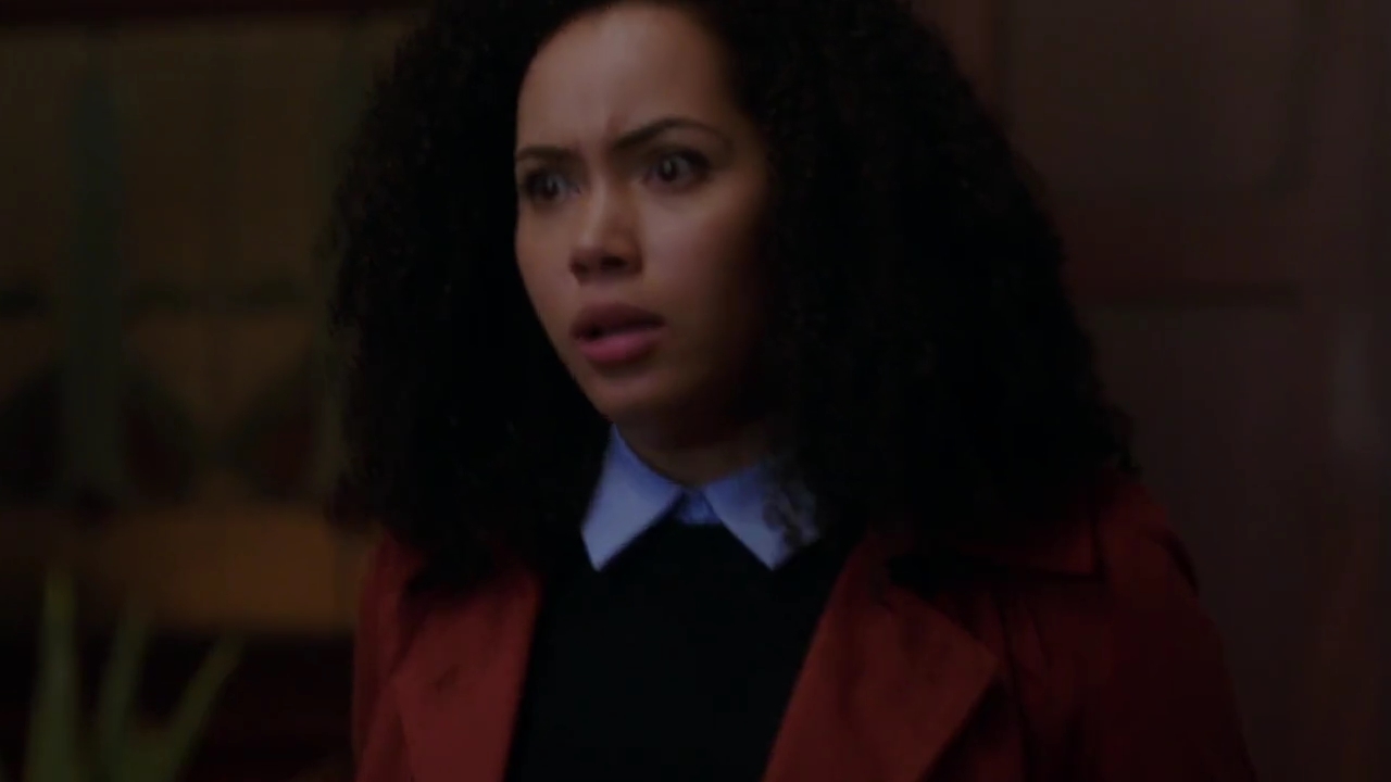 Charmed-Online-dot-nl_Charmed-1x02LetThisMotherOut01694.jpg