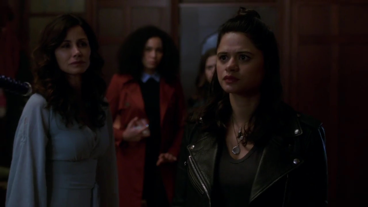 Charmed-Online-dot-nl_Charmed-1x02LetThisMotherOut01757.jpg Charmed-Online-dot-nl_Charmed-1x02LetThisMotherOut01757.jpg