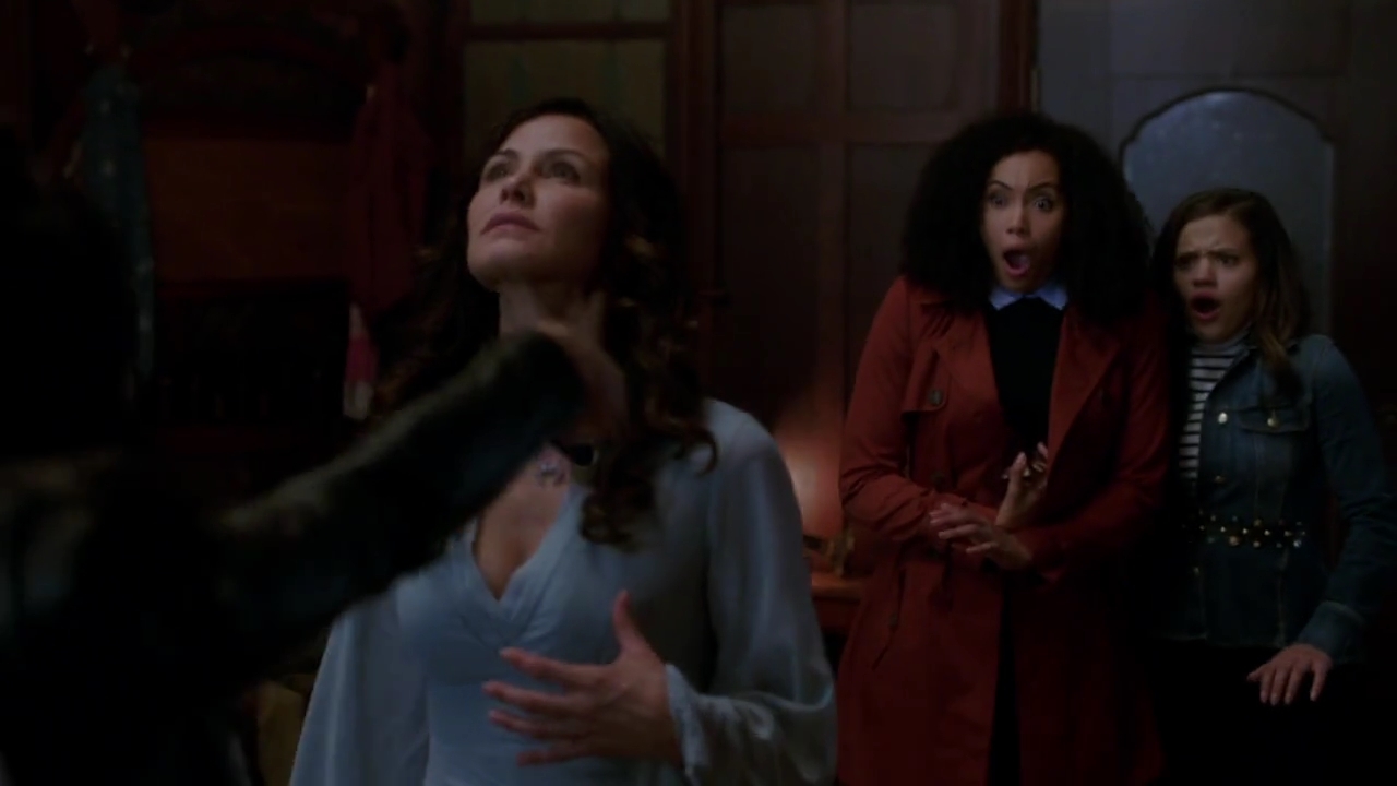 Charmed-Online-dot-nl_Charmed-1x02LetThisMotherOut01762.jpg Charmed-Online-dot-nl_Charmed-1x02LetThisMotherOut01762.jpg