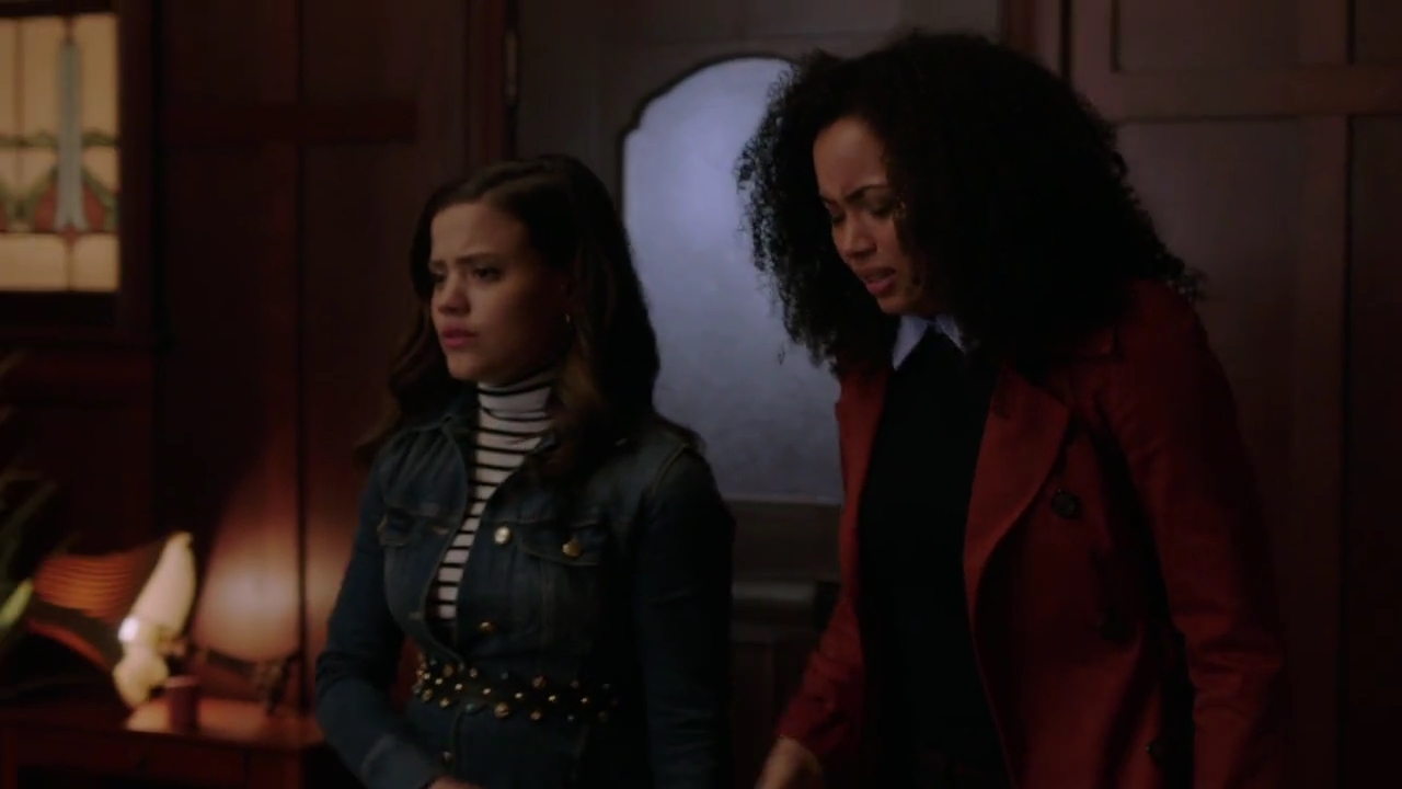 Charmed-Online-dot-nl_Charmed-1x02LetThisMotherOut01836.jpg
