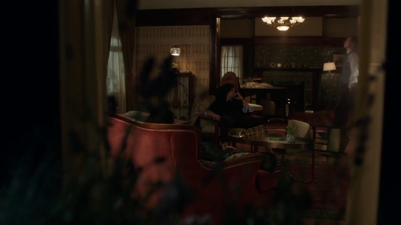 Charmed-Online-dot-nl_Charmed-1x02LetThisMotherOut01856.jpg