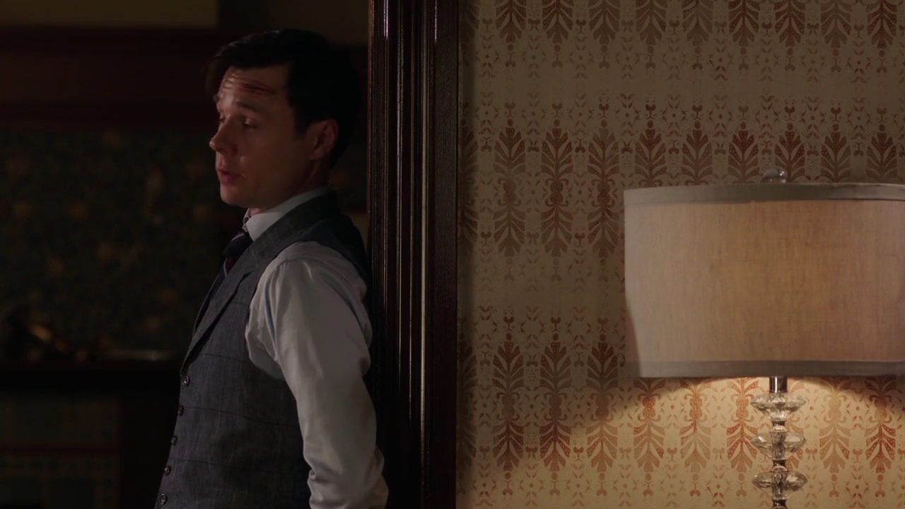 Charmed-Online-dot-nl_Charmed-1x02LetThisMotherOut01861.jpg