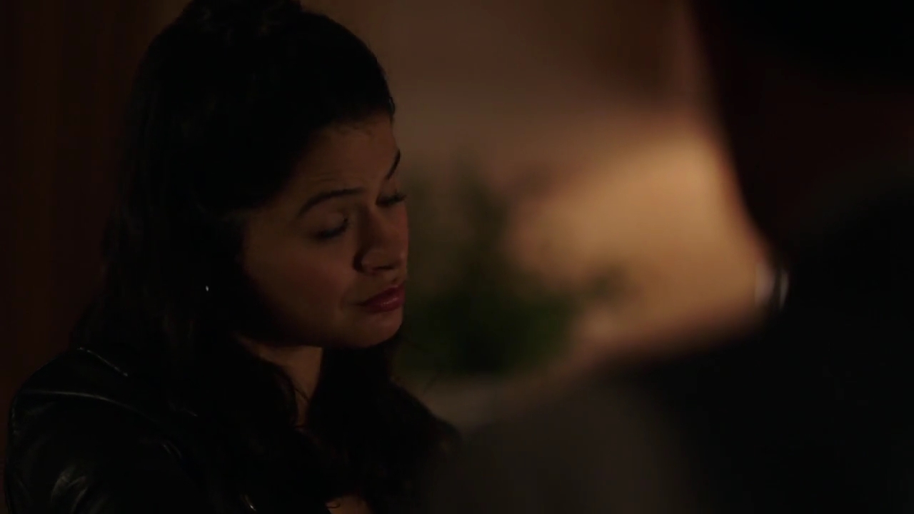 Charmed-Online-dot-nl_Charmed-1x02LetThisMotherOut01979.jpg