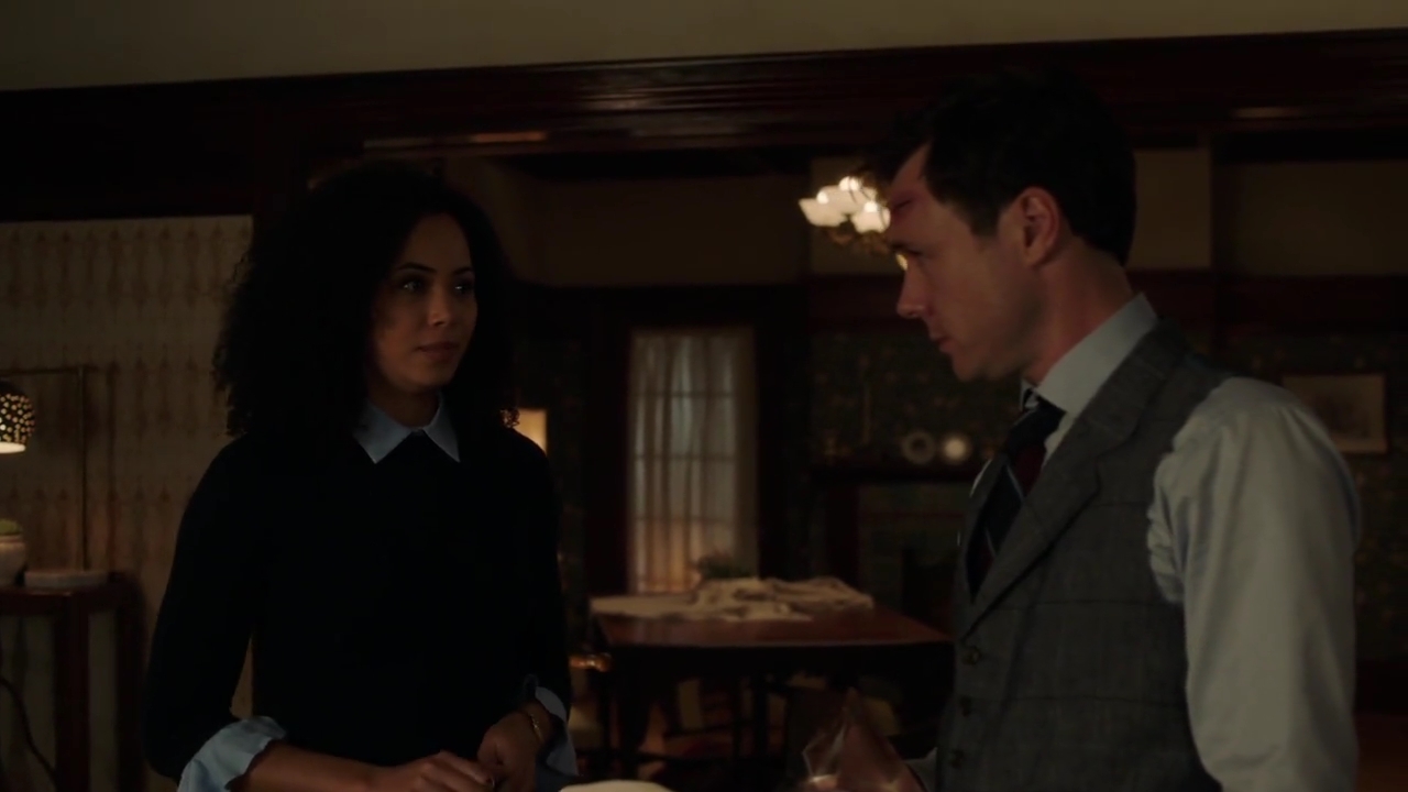 Charmed-Online-dot-nl_Charmed-1x02LetThisMotherOut02005.jpg