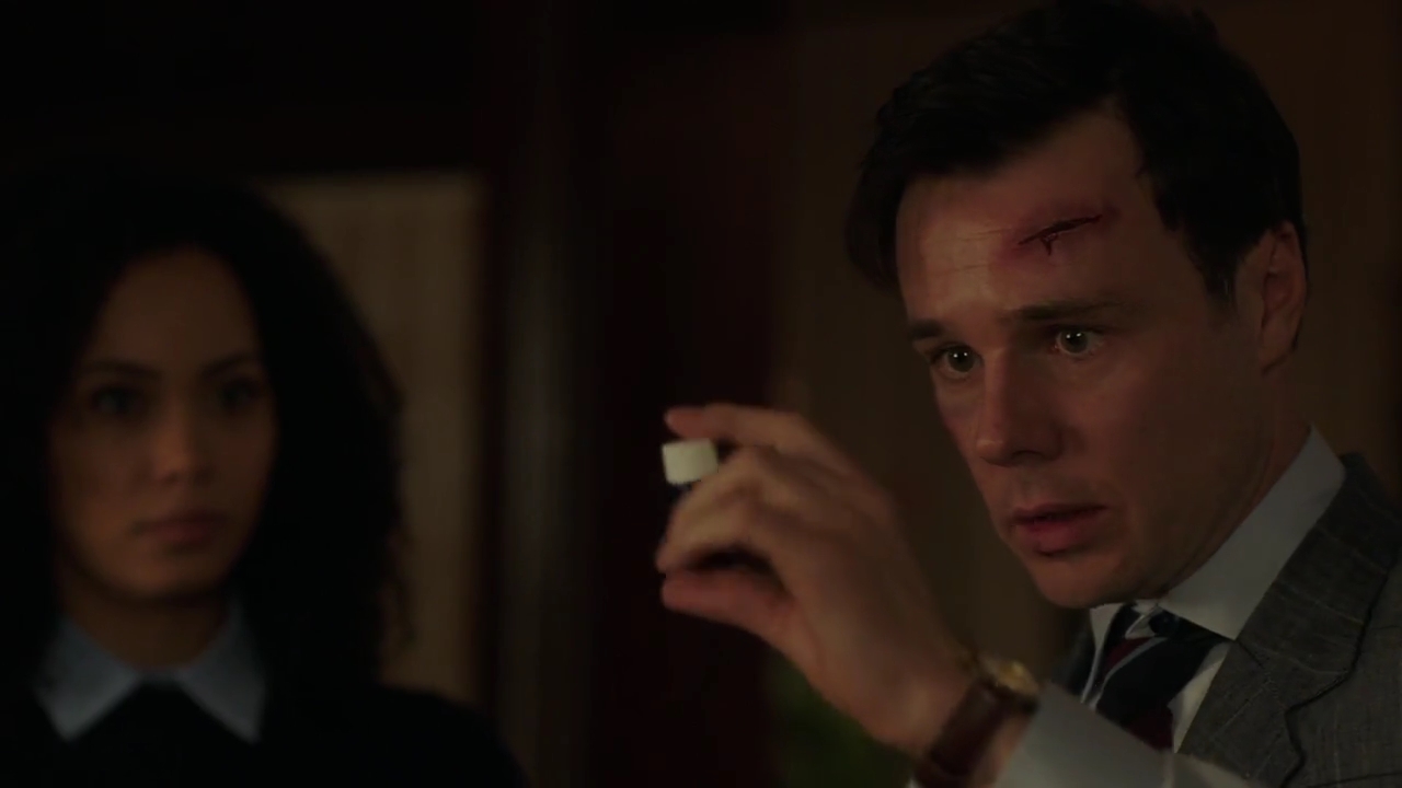 Charmed-Online-dot-nl_Charmed-1x02LetThisMotherOut02015.jpg