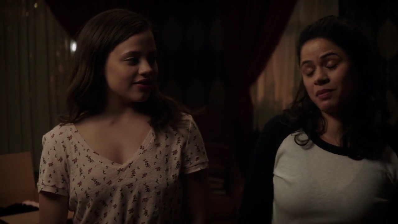 Charmed-Online-dot-nl_Charmed-1x02LetThisMotherOut02192.jpg