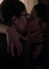 Charmed-Online-dot-nl_Charmed-1x02LetThisMotherOut00951.jpg