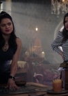 Charmed-Online-dot-nl_Charmed-1x02LetThisMotherOut01063.jpg