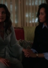 Charmed-Online-dot-nl_Charmed-1x02LetThisMotherOut01411.jpg