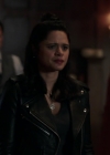 Charmed-Online-dot-nl_Charmed-1x02LetThisMotherOut01838.jpg