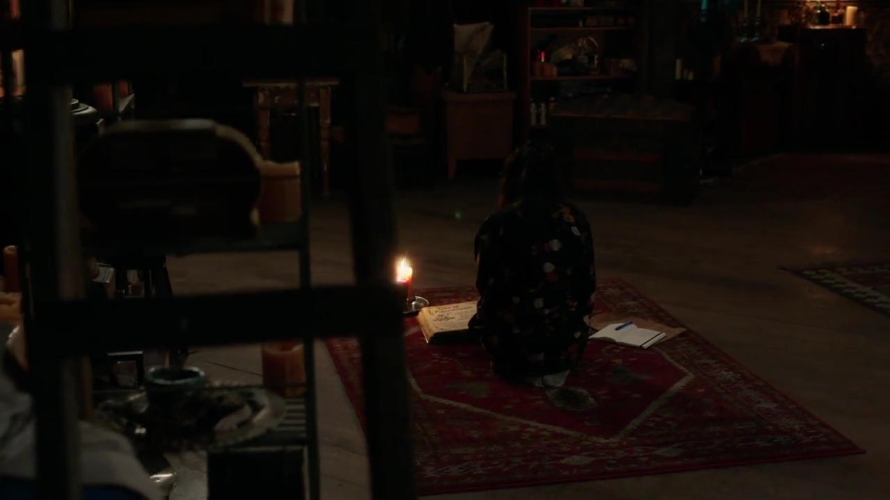 Charmed-Online-dot-nl_Charmed-1x03SweetTooth00255.jpg