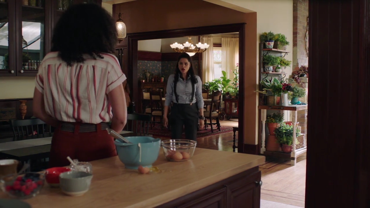 Charmed-Online-dot-nl_Charmed-1x03SweetTooth00322.jpg