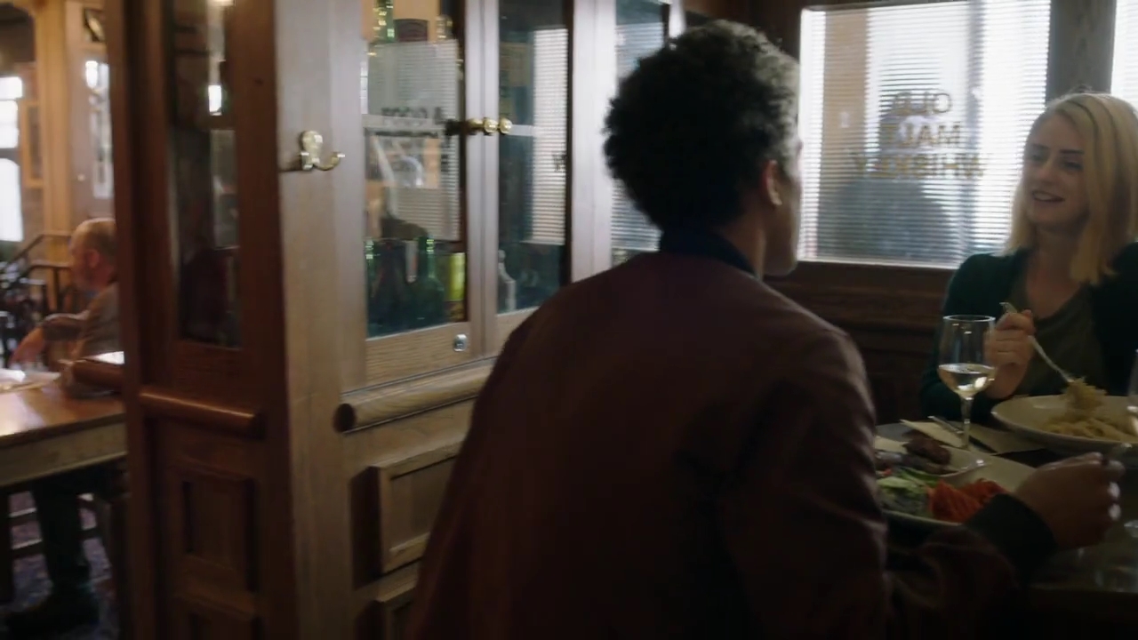 Charmed-Online-dot-nl_Charmed-1x03SweetTooth00439.jpg