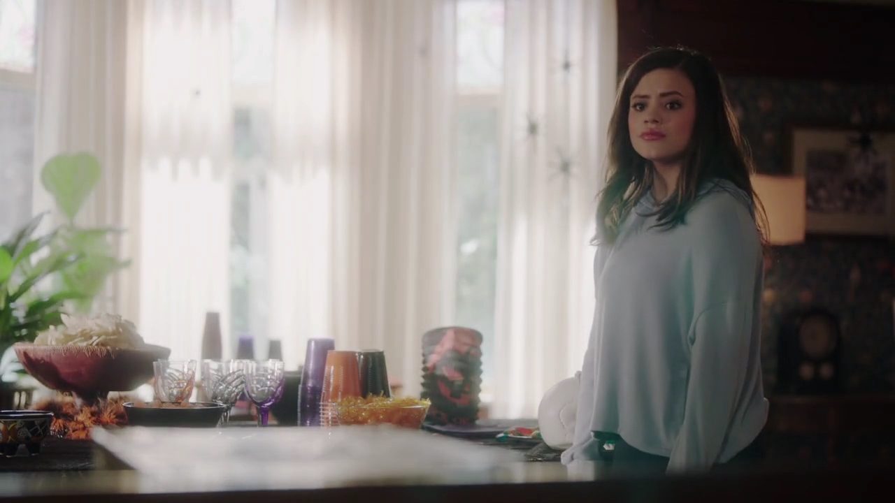 Charmed-Online-dot-nl_Charmed-1x03SweetTooth00827.jpg