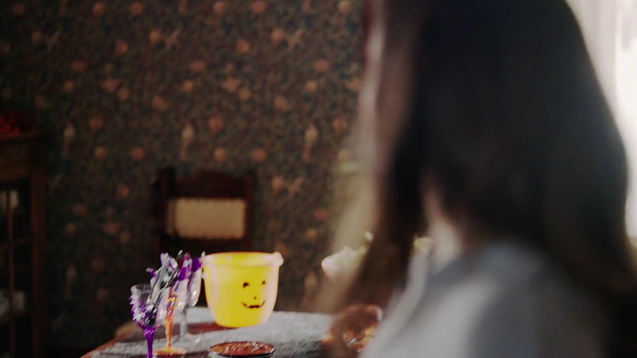 Charmed-Online-dot-nl_Charmed-1x03SweetTooth00852.jpg