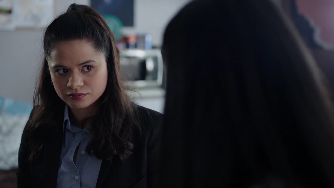Charmed-Online-dot-nl_Charmed-1x03SweetTooth00904.jpg