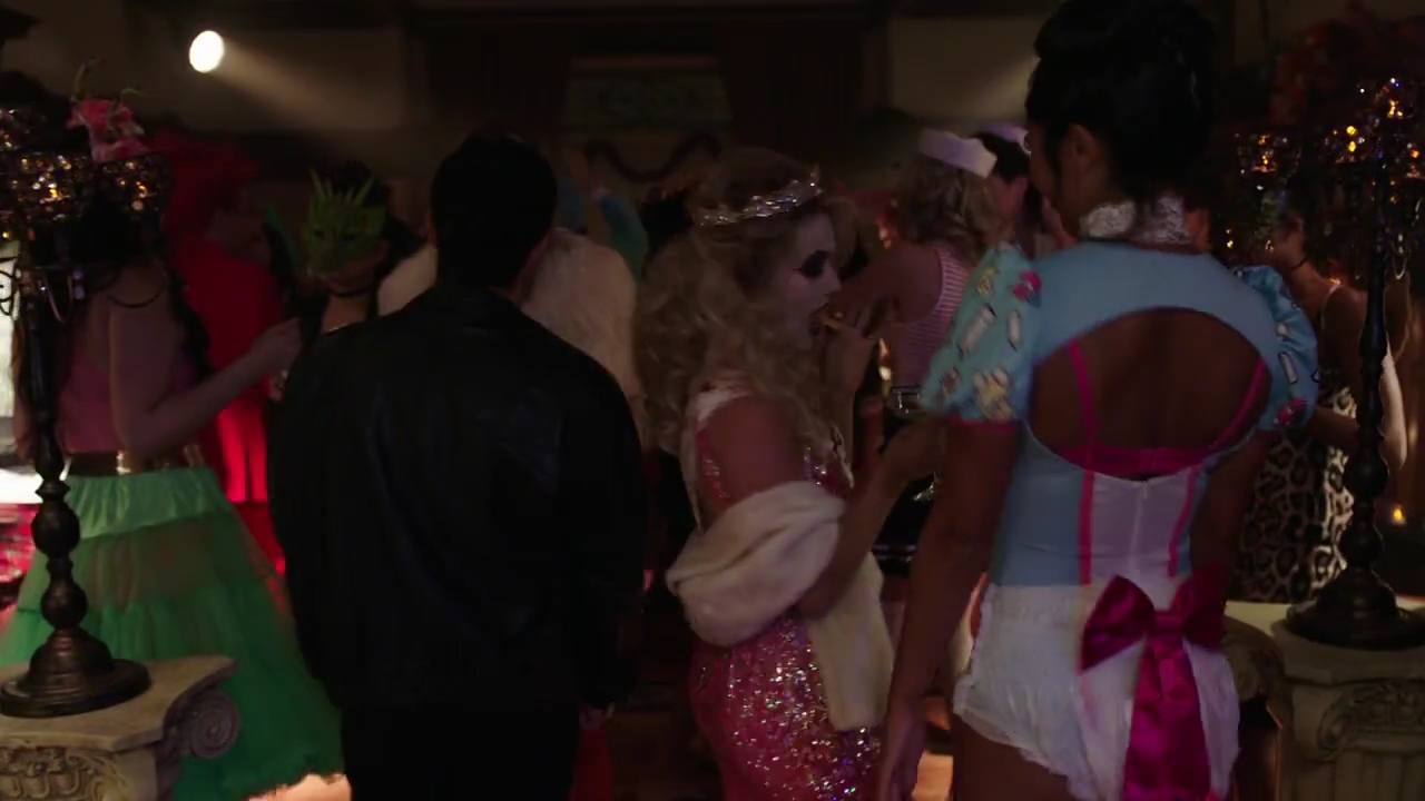 Charmed-Online-dot-nl_Charmed-1x03SweetTooth01278.jpg