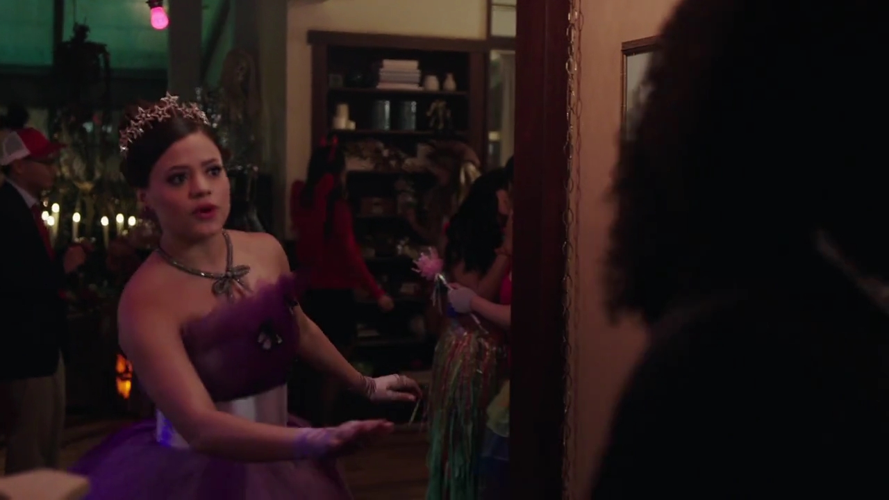 Charmed-Online-dot-nl_Charmed-1x03SweetTooth01328.jpg