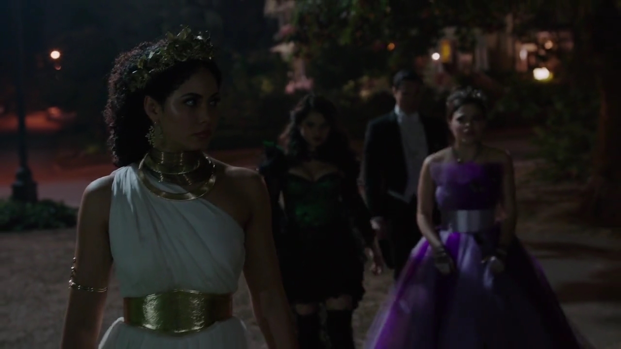 Charmed-Online-dot-nl_Charmed-1x03SweetTooth01888.jpg