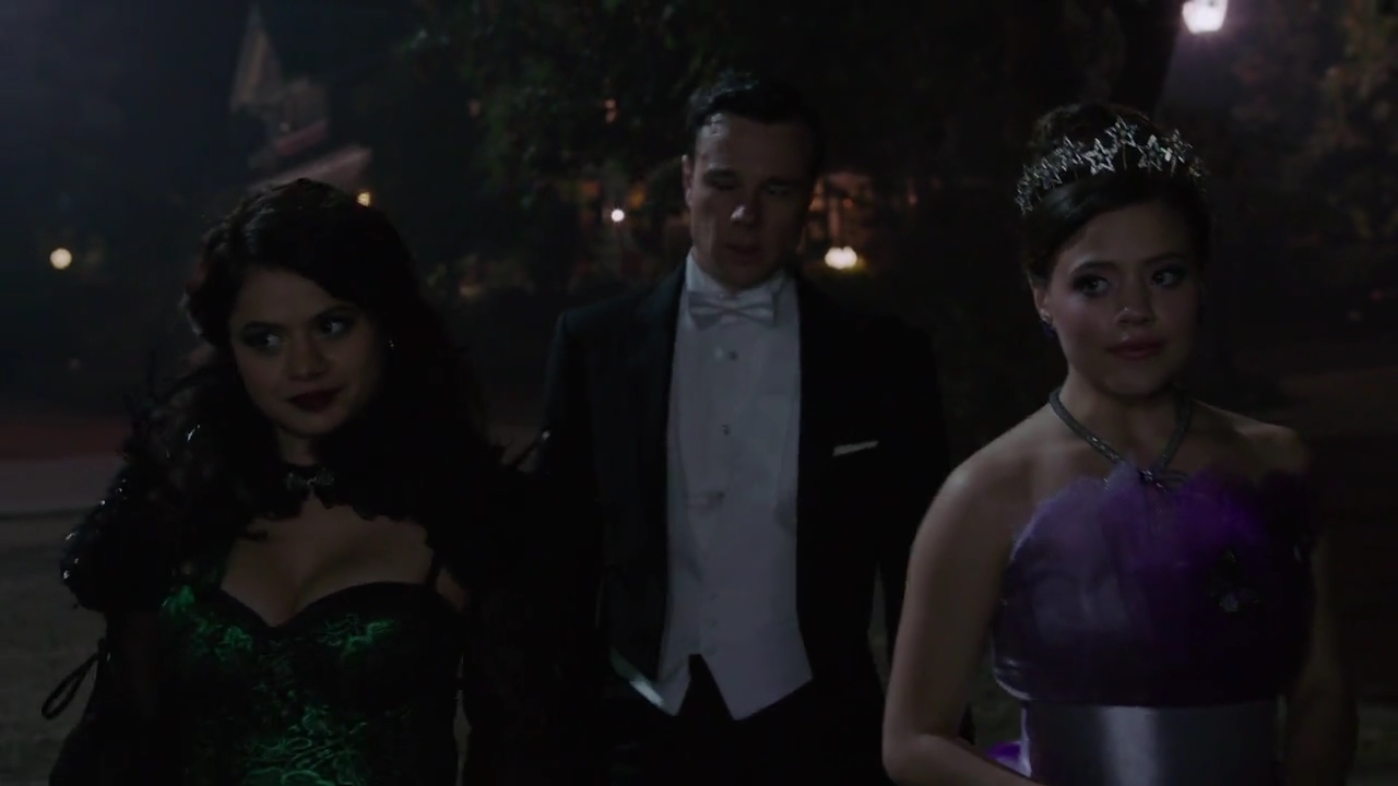 Charmed-Online-dot-nl_Charmed-1x03SweetTooth01894.jpg