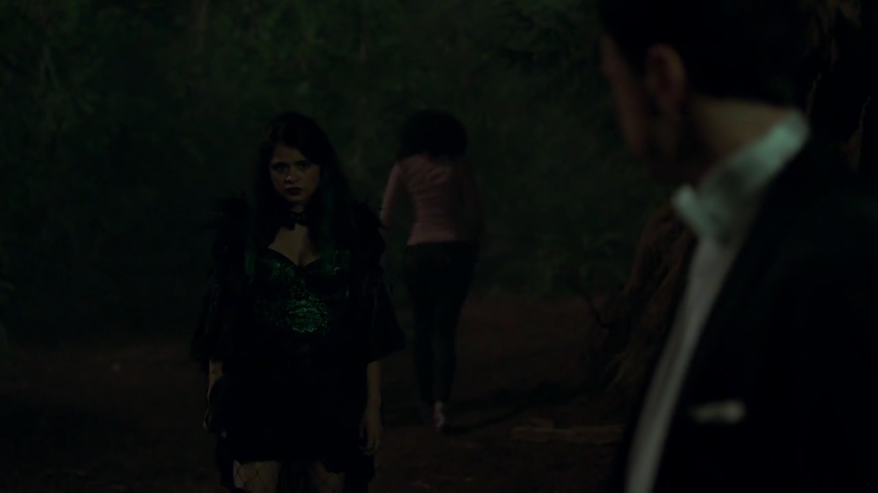 Charmed-Online-dot-nl_Charmed-1x03SweetTooth02152.jpg