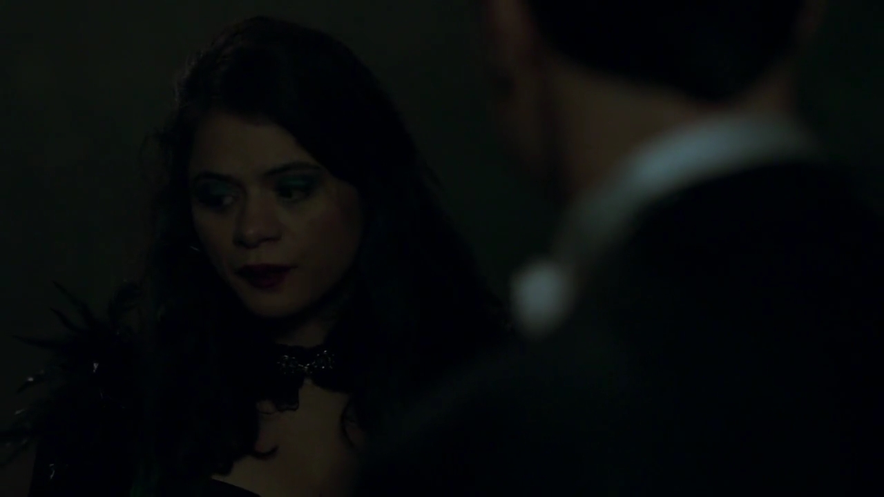 Charmed-Online-dot-nl_Charmed-1x03SweetTooth02254.jpg