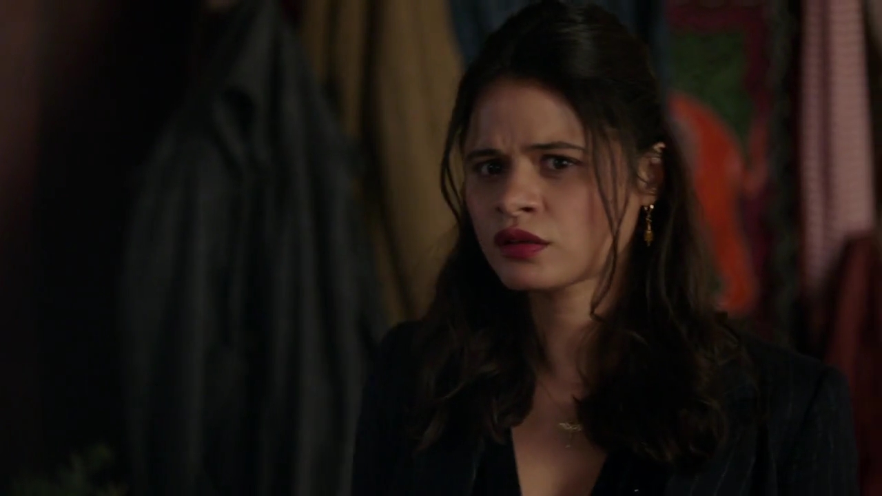 Charmed-Online-dot-nl_Charmed-1x04ExorciseYourDemons00362.jpg Charmed-Online-dot-nl_Charmed-1x04ExorciseYourDemons00362.jpg